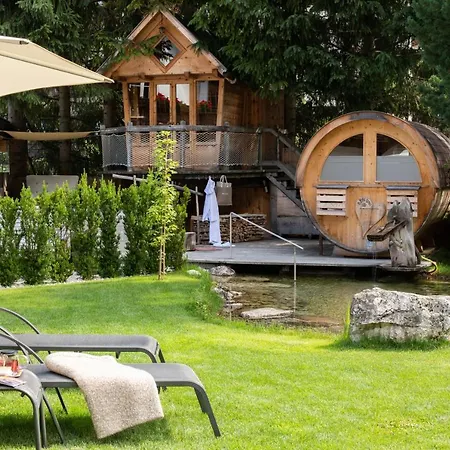 Hotel Elisabeth Dolomites Alpin & Charme 4*